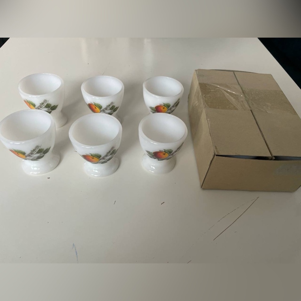 Vintage Arcopol France Made Egg Cups - Picture 2 of 4